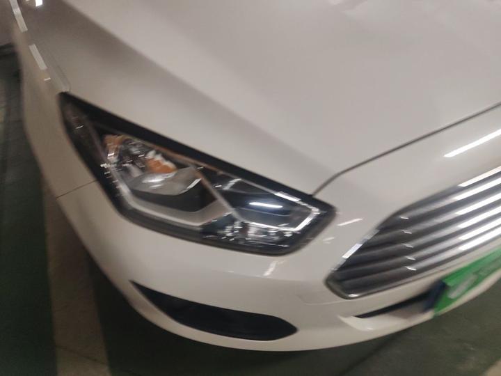 Escort 2017 1.5L MT Comfort photo 7