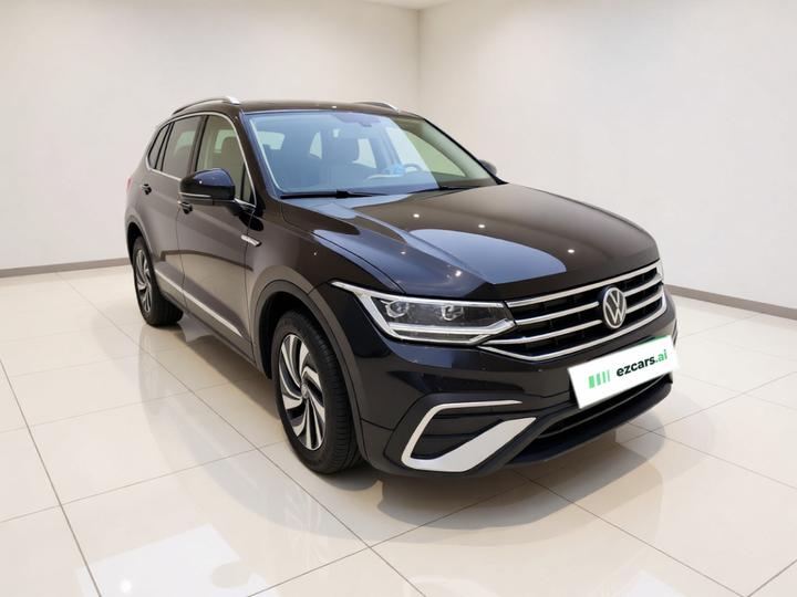Tiguan L 2023 330TSI AT RWD Smart photo 3
