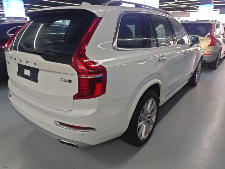 XC90 2018 T6 7-Seater photo 6