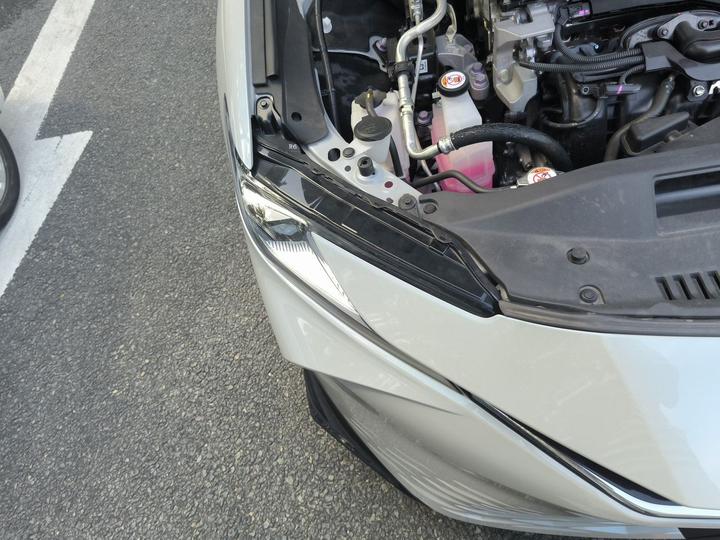 Camry 2024 Hybrid 2.0HE Elite photo 7