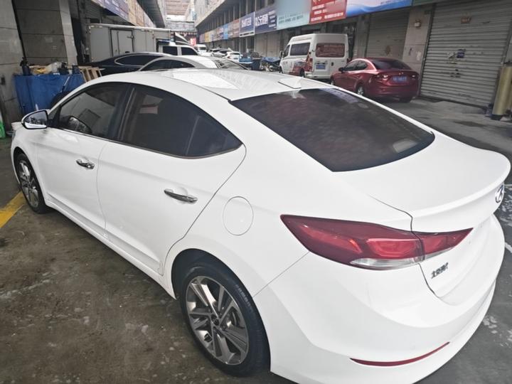 Elantra 2016 1.6L AT Smart Elite photo 4