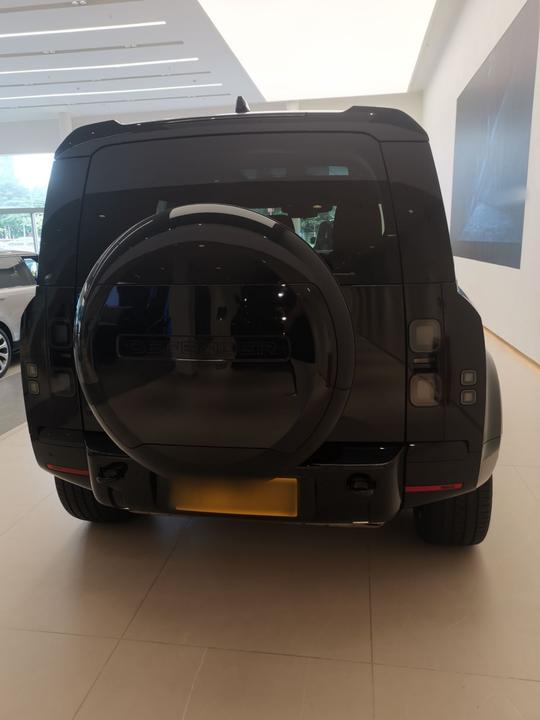 Defender 2026 110 3.0T X-Dynamic SE photo 3