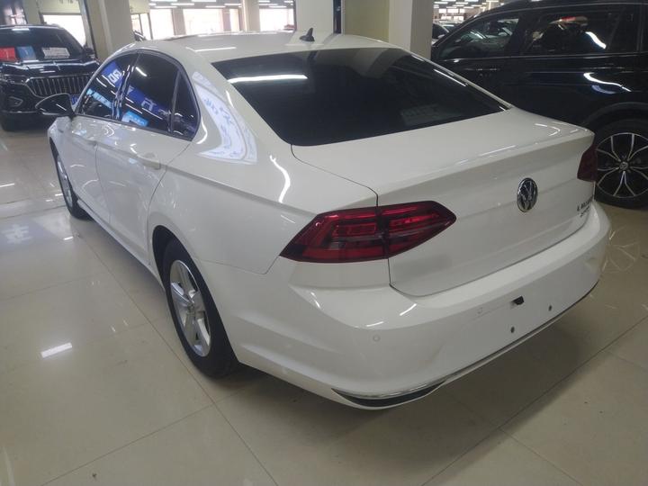 Lamando 2021 230TSI DSG photo 4