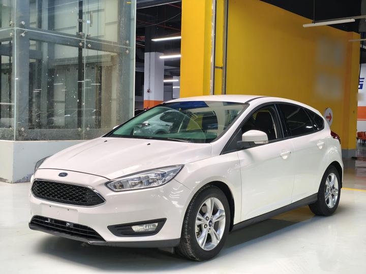 Focus 2017 Hatchback 1.6L AT Comfort