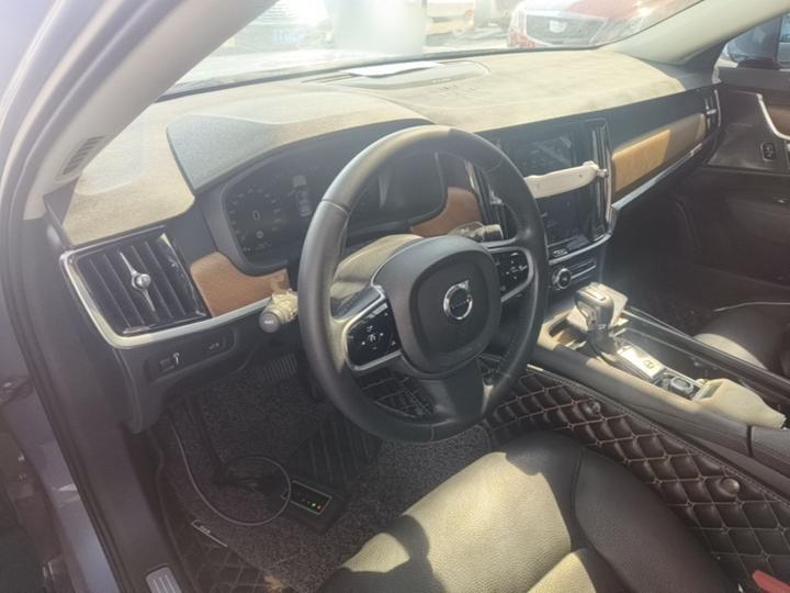 S90 2019 T5 photo 5