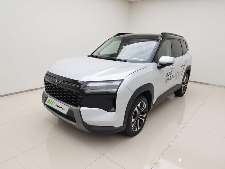 560 EV 2026 125km Luxury