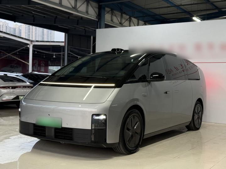 Li MEGA 2024 Ultra