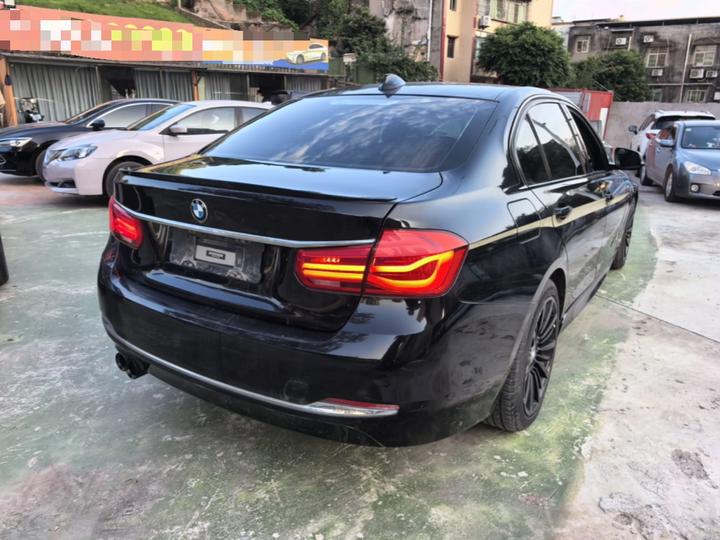 3 Series 2018 320Li Leading Luxury photo 6