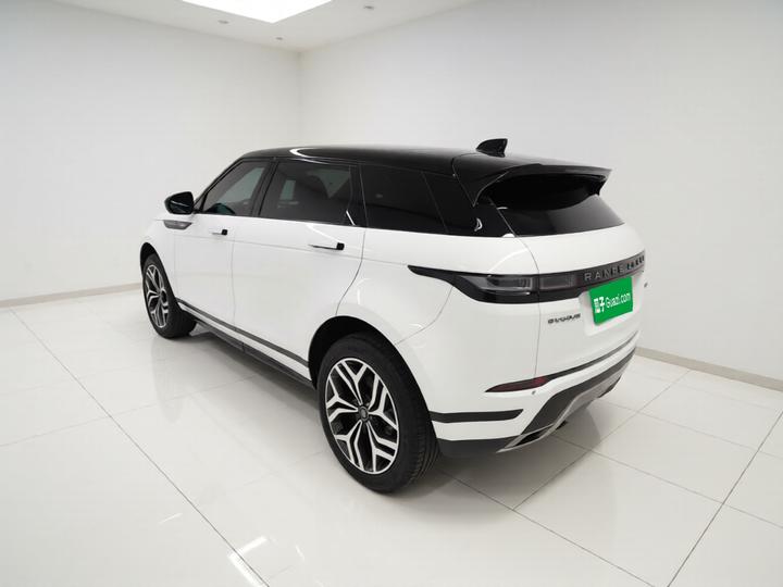Range Rover Evoque 2021 Evoque L 249PS R-Dynamic SE Luxury photo 4