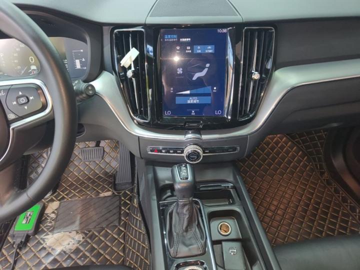 XC60 2021 T5 AWD Sport photo 8