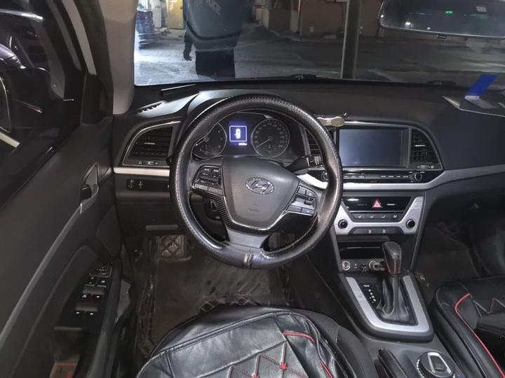 Elantra 2016 1.6L AT Smart Elite photo 7
