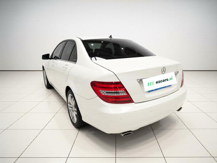 C-Class 2011 C 300 Fashion photo 4