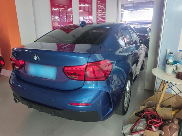 1 Series 2019 118i M Sport Package photo 4