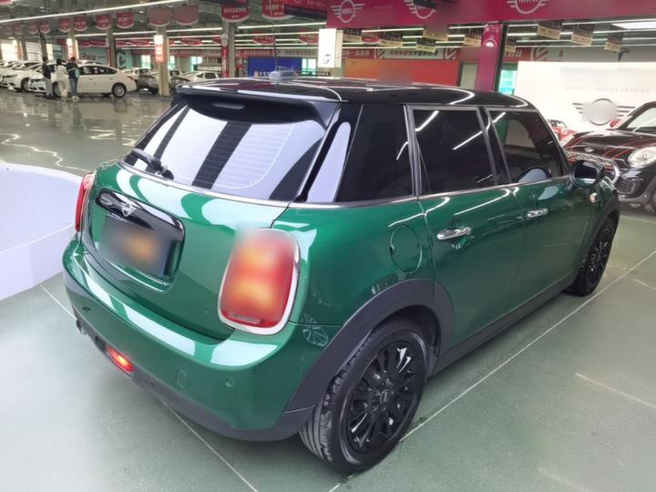 2021 1.5T COOPER Classic 5-Door photo 4