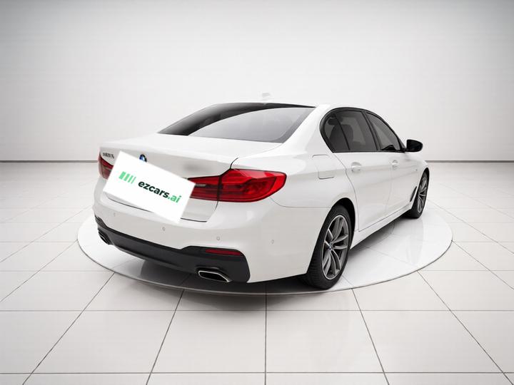 5 Series 2019 525Li M Sport Package photo 6