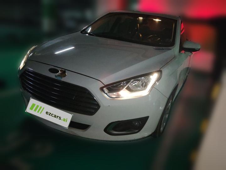 Escort 2015 1.5L AT Fashion