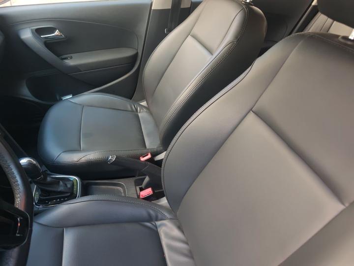 Polo 2016 1.6L AT Comfort photo 7