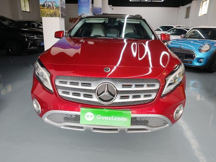 GLA 2017 GLA 220 4MATIC Fashion photo 2