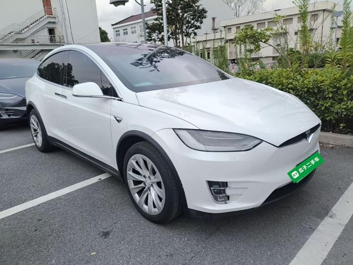 Model X 2019 Long Range photo 3