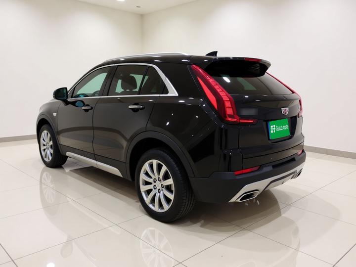 XT4 2021 28T RWD Luxury photo 4