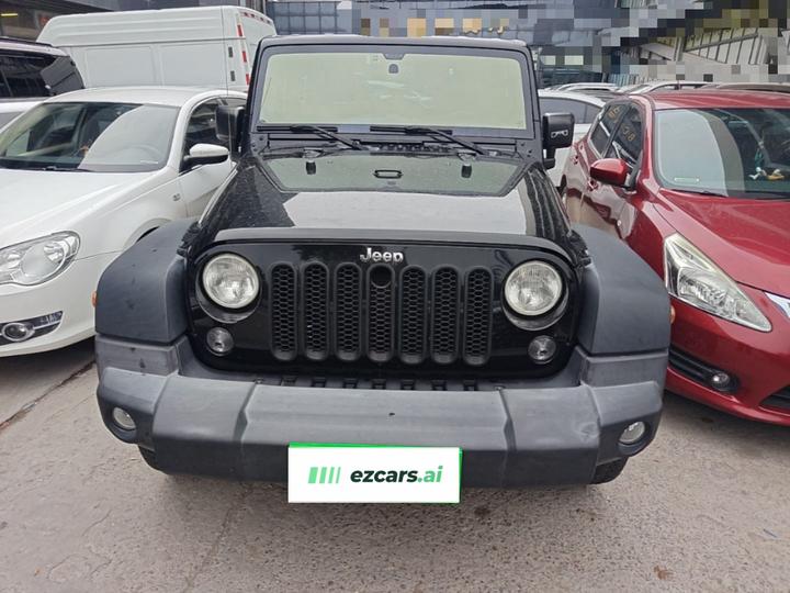 Wrangler 2015 3.6L Rubicon 2-Door Comfort photo 2
