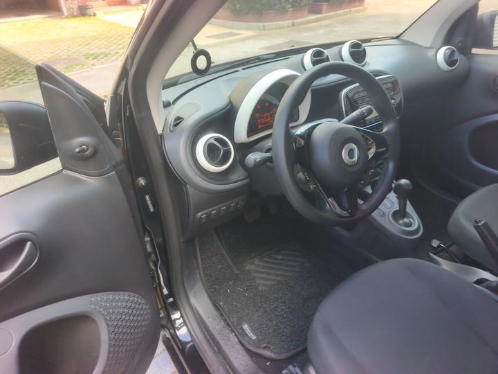 fortwo 2015 1.0L 52 Coupe photo 7