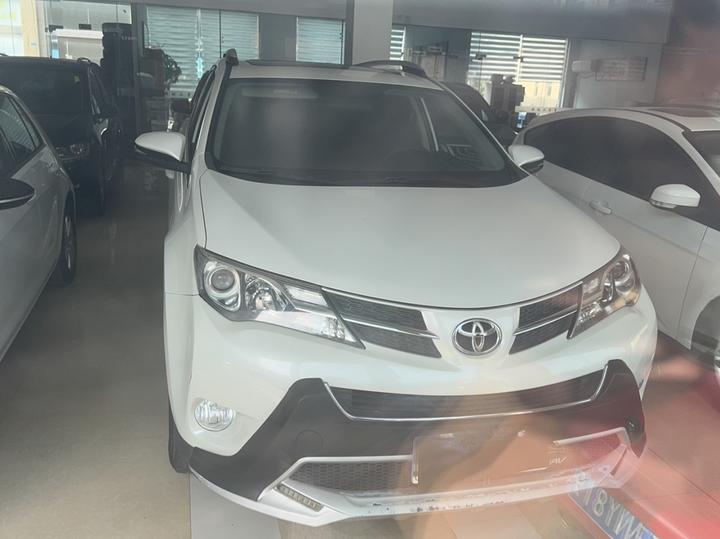 RAV4 2015 2.0L CVT RWD photo 2