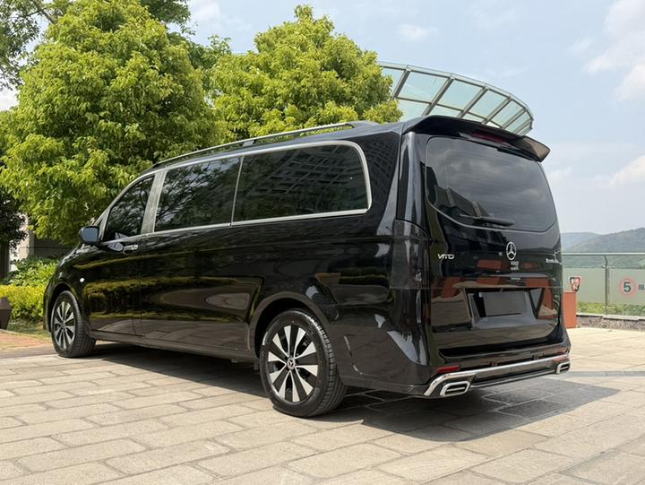 Vito 2023 2.0T Elite 7-Seater photo 3