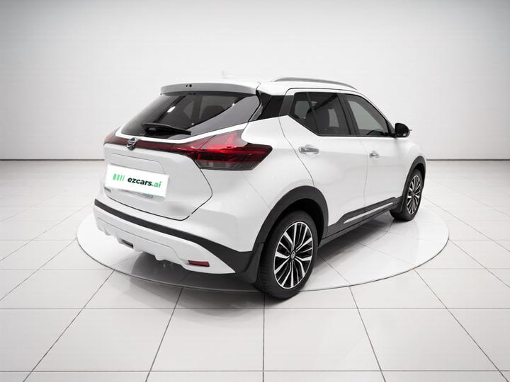 2022 1.5L CVT XV Luxury photo 6