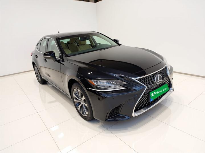 LS 2018 500h Excellence China V photo 3