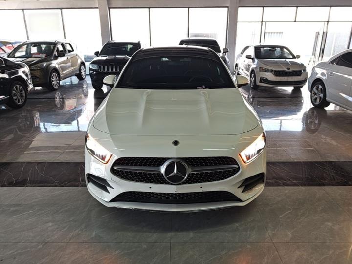 A-Class 2022 Facelift A 200 L Sport Fashion photo 2