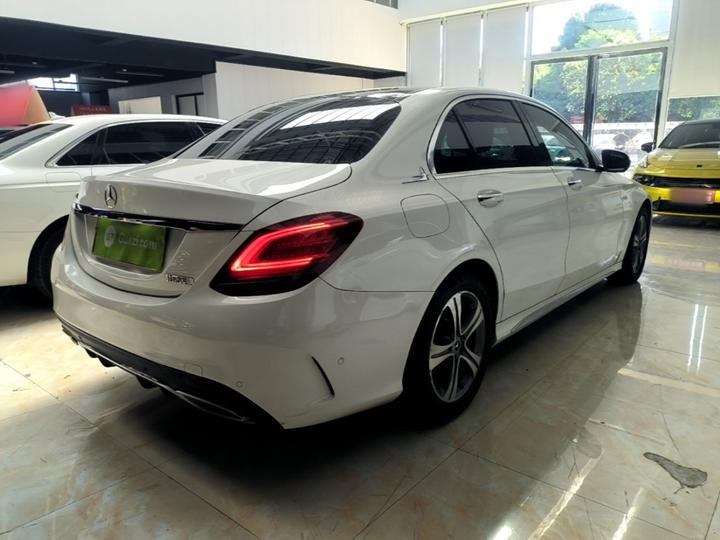C-Class 2019 C 260 L Sport photo 4