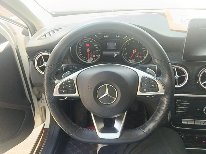 GLA 2019 GLA 200 Dynamic photo 6
