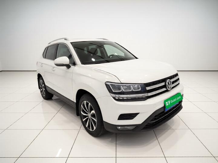 Tharu 2019 280TSI RWD Comfort China VI photo 3