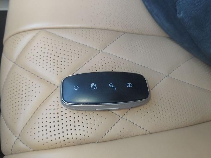 D9 2022 EV 600 AWD Flagship photo 8