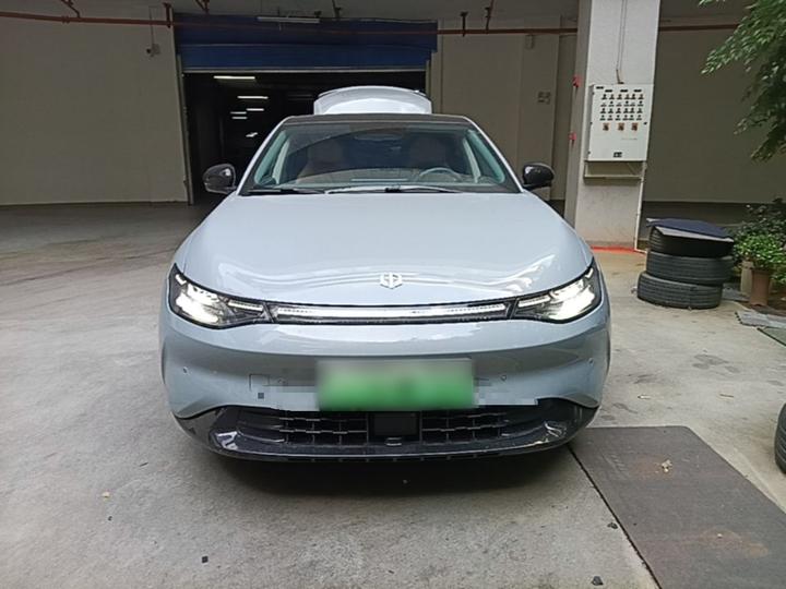 Leapmotor C01 2024 EV 525 Exclusive photo 2