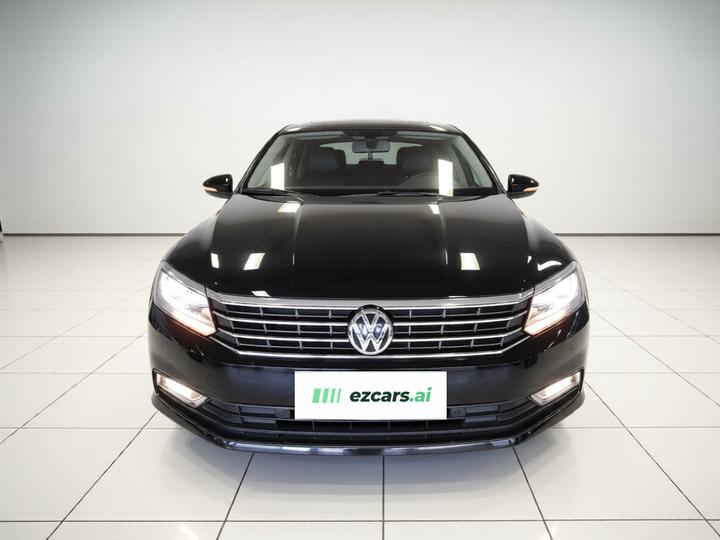 Passat 2017 330TSI DSG photo 2