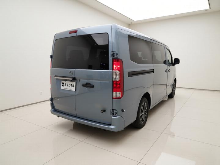 V 2025 V7E 50.2kWh photo 4