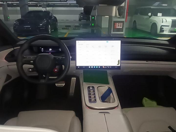 Xiaomi SU7 2024 AWD Extended Range High-end ADAS Max photo 5