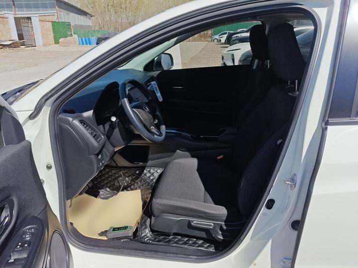 Vezel 2020 1.5L CVT Elite photo 3