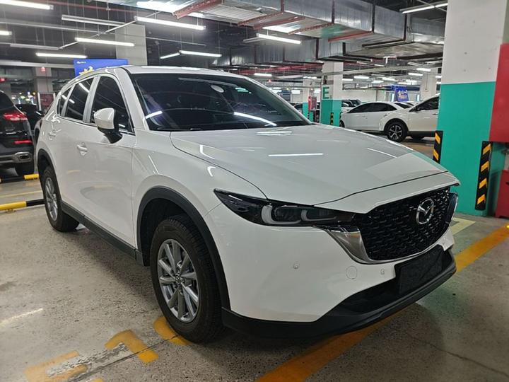 CX-5 2024 2.0L AT RWD photo 3