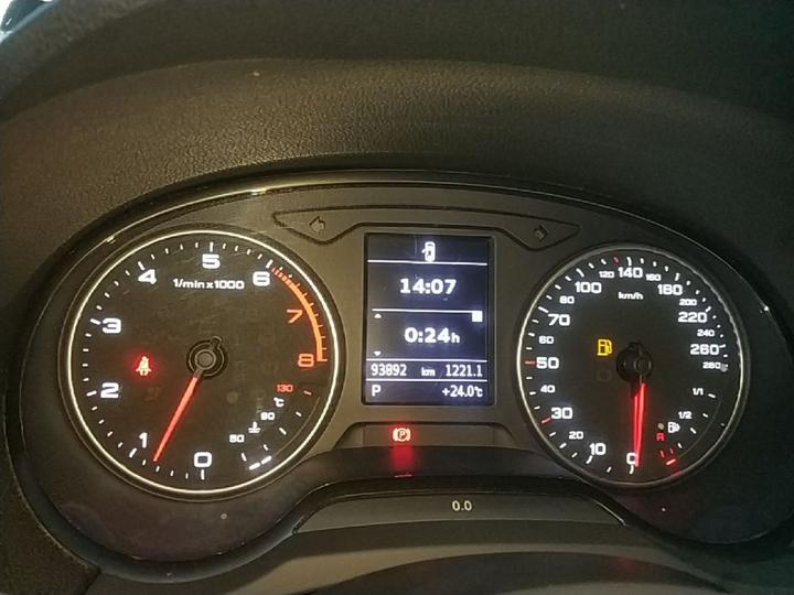 A3 2014 Limousine 35 TFSI AT Comfort photo 3