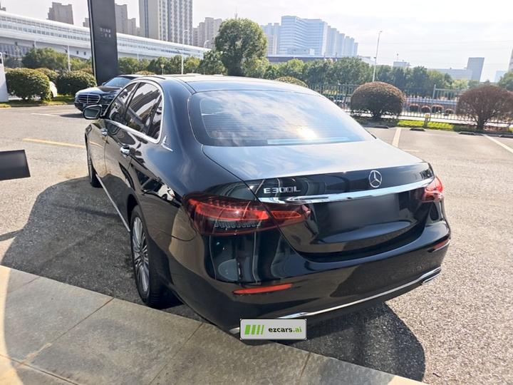 E-Class 2023 Facelift E 300 L Fashion photo 4