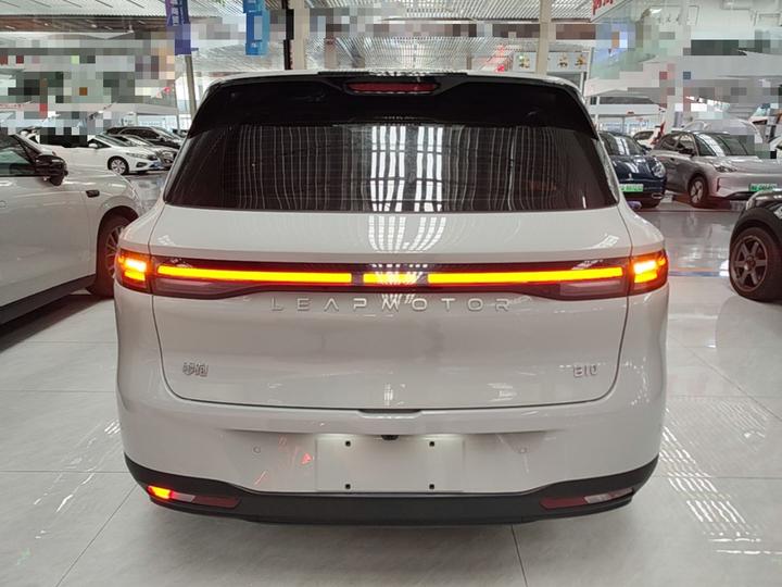 Leapmotor B10 2025 510 Enjoy photo 5