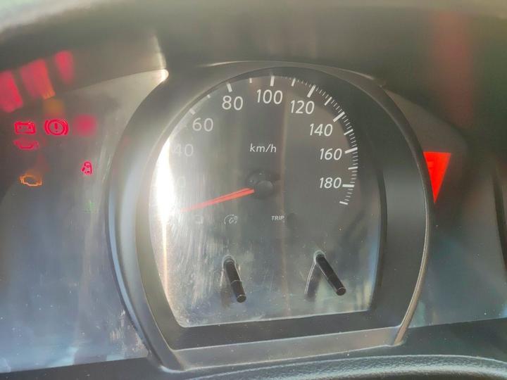 NV200 2011 1.6L 232-Seater photo 4