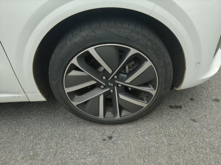 Li Auto L6 2024 Max photo 8