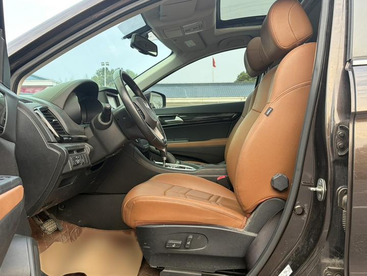 MX5 2016 2.0L AT Flagship photo 6