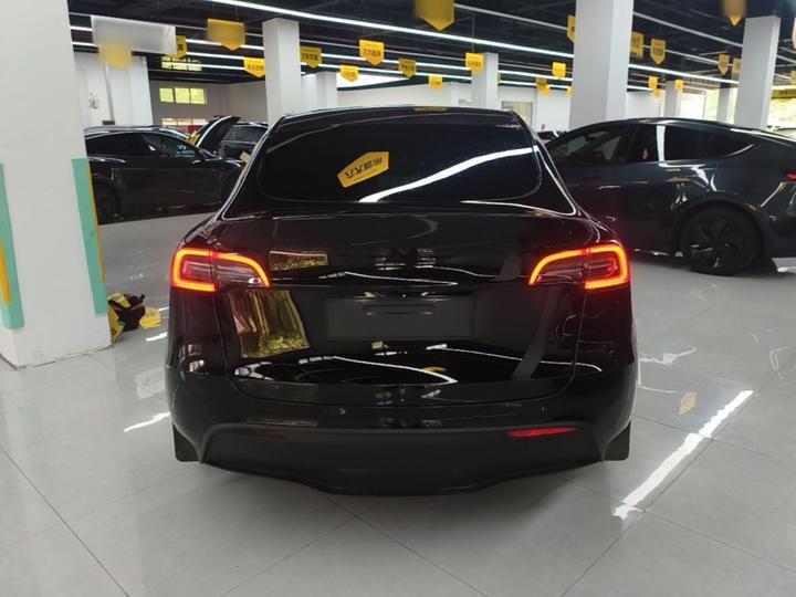 Model Y 2022 Facelift Long Range AWD photo 3