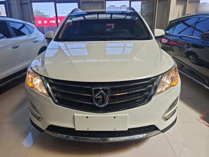 560 2015 1.8L MT Elite photo 2