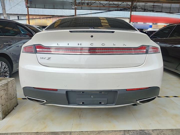 MKZ 2020 2.0T photo 3